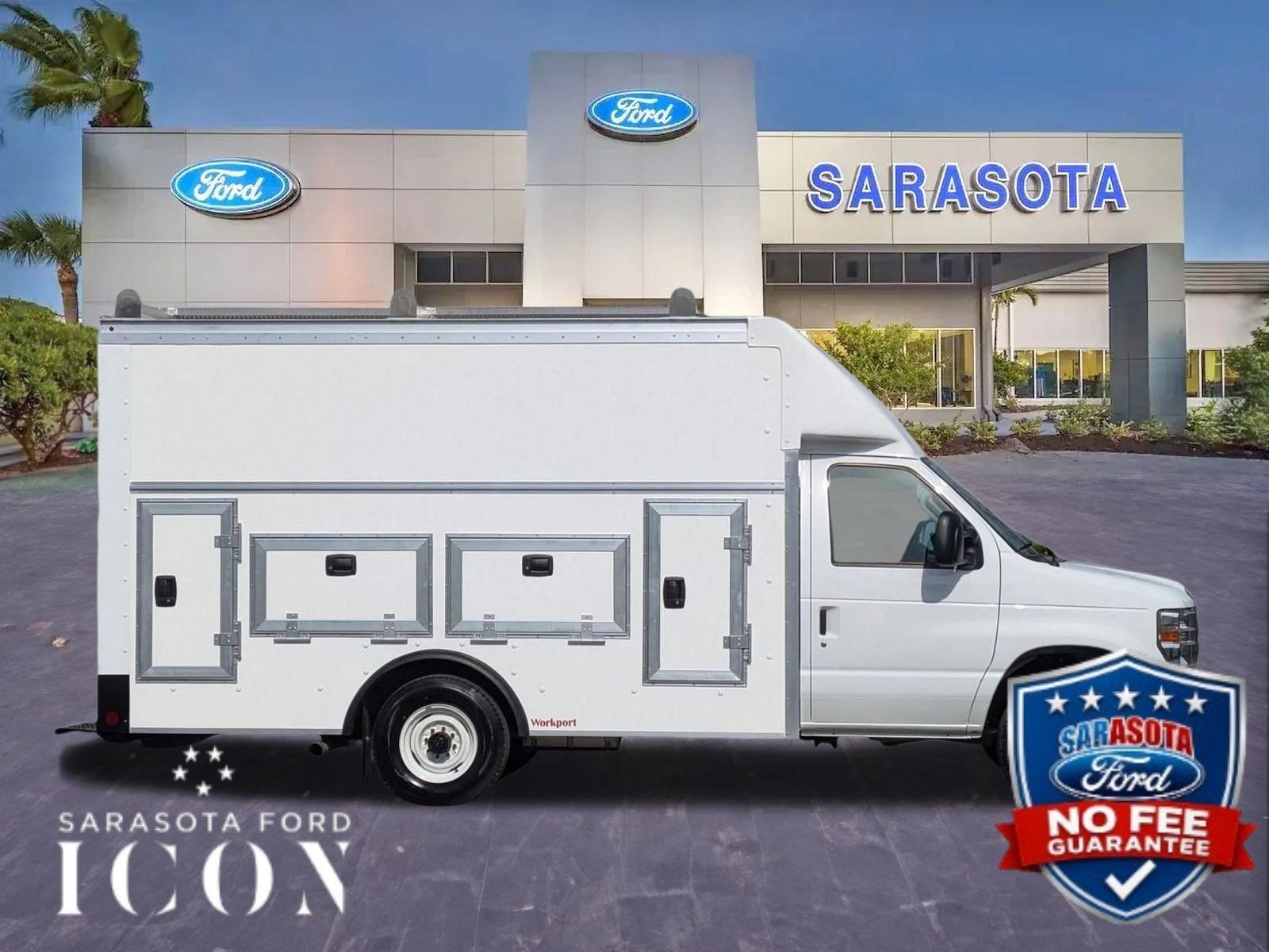 2025 Ford E-350SD